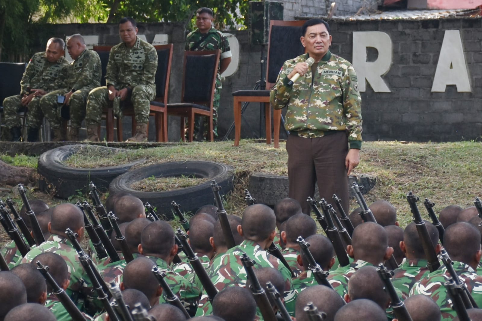 Menhan Tinjau Secata Rindam XIII/Merdeka di Bitung, Tekankan Pembinaan Prajurit Berkualitas dan Berprestasi